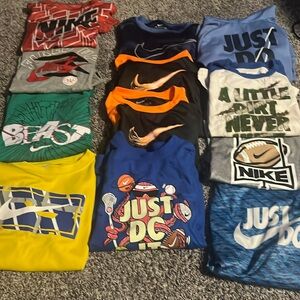 Boy’s Size 6/7 long sleeve Nike shirts.